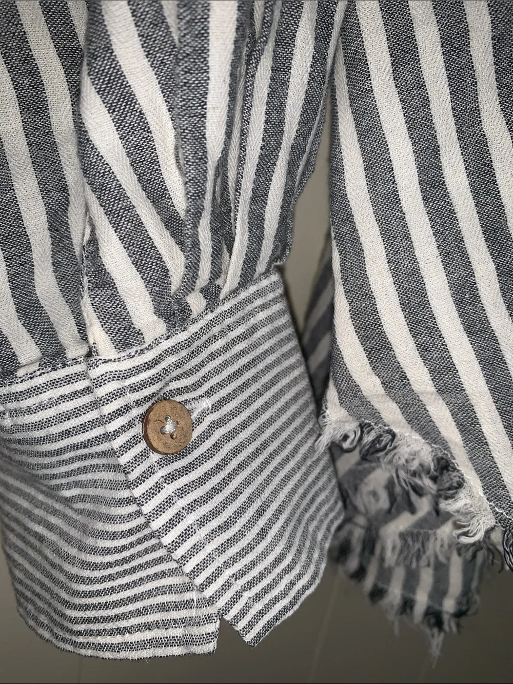 MIOU MUSE Women's Gray & White Striped Button-Down Shirt
